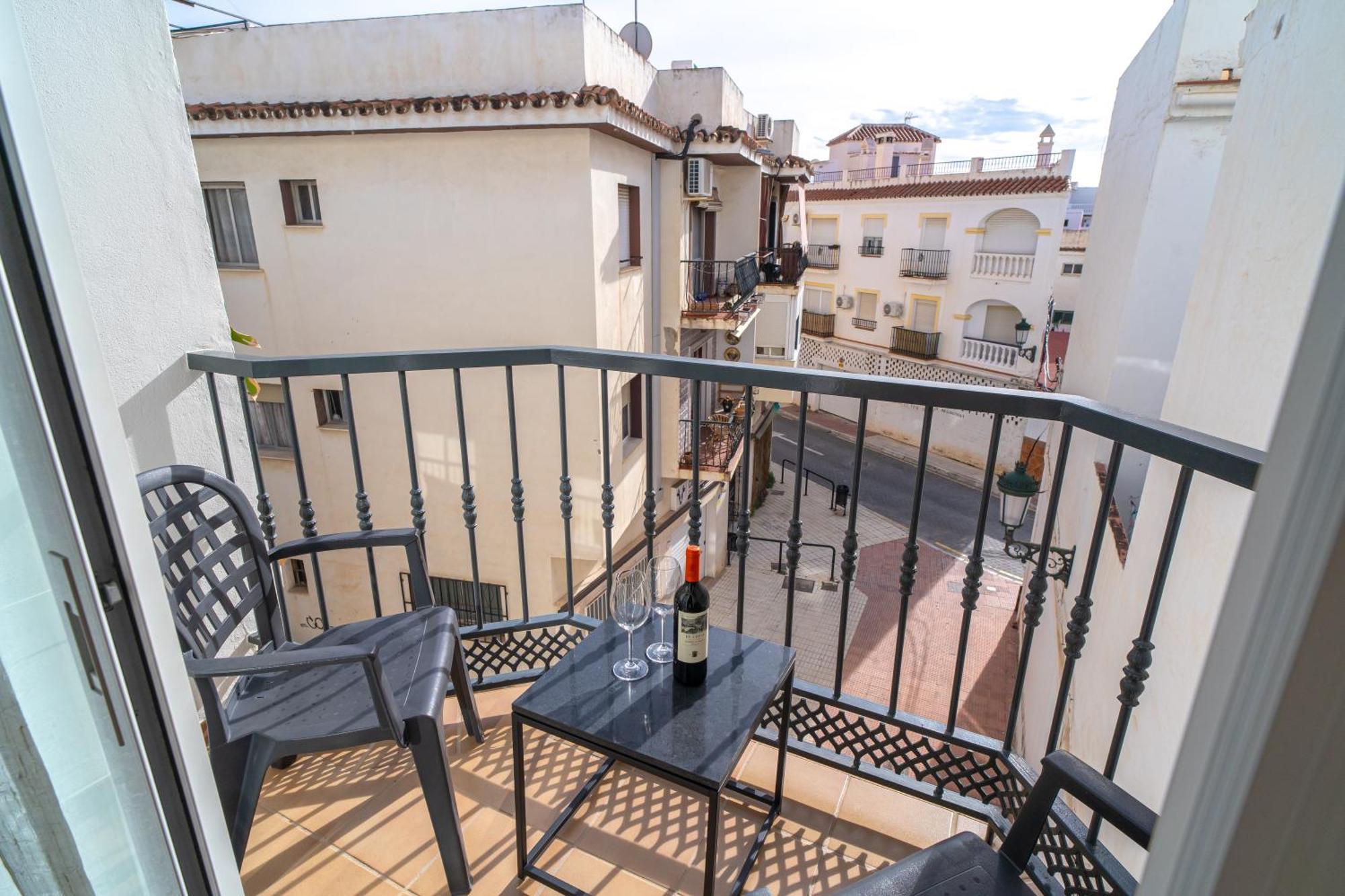 Apartamento Steffi - Centro De Nerja Luaran gambar